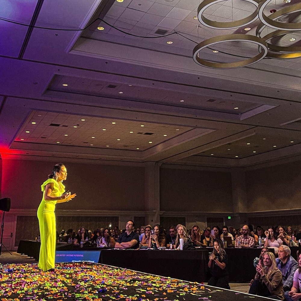 Meet your Posher, Maria